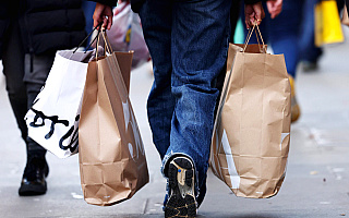 Black Friday. Nie wierzymy w duże obniżki, ale na zakupy i tak idziemy Black Friday. Nie wierzymy w duże obniżki, ale na zakupy i tak idziemy